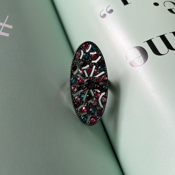 Sparkly Cocktail Adjustable Ring - Picture 3 of 8